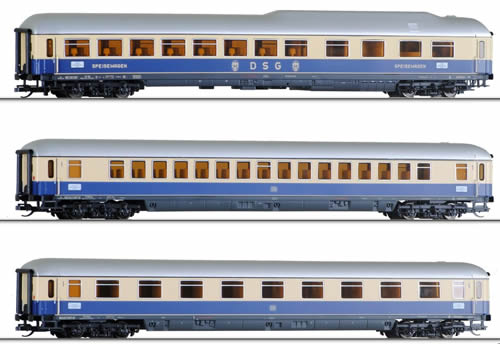 Set of 3 passenger cars Rheingold-2<br /><a href='images/pictures/Tillig/01651.jpg' target='_blank'>Full size image</a>